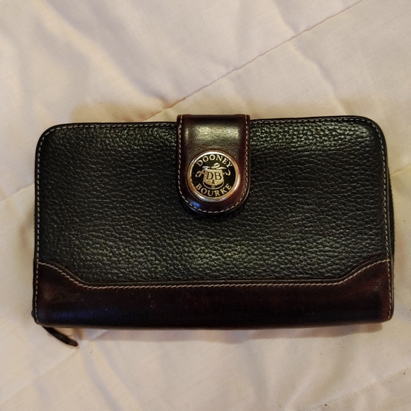 Dooney & Bourke Zip Around Wallet - Picture 7 of 13